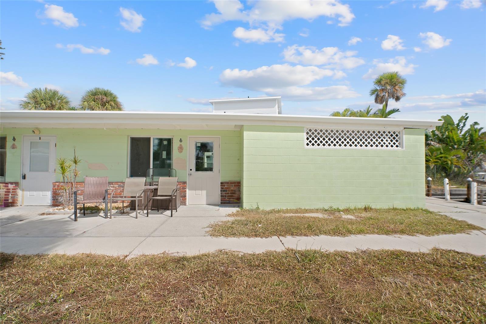 Image 3 of 36 For 1385 Gulf Boulevard 10