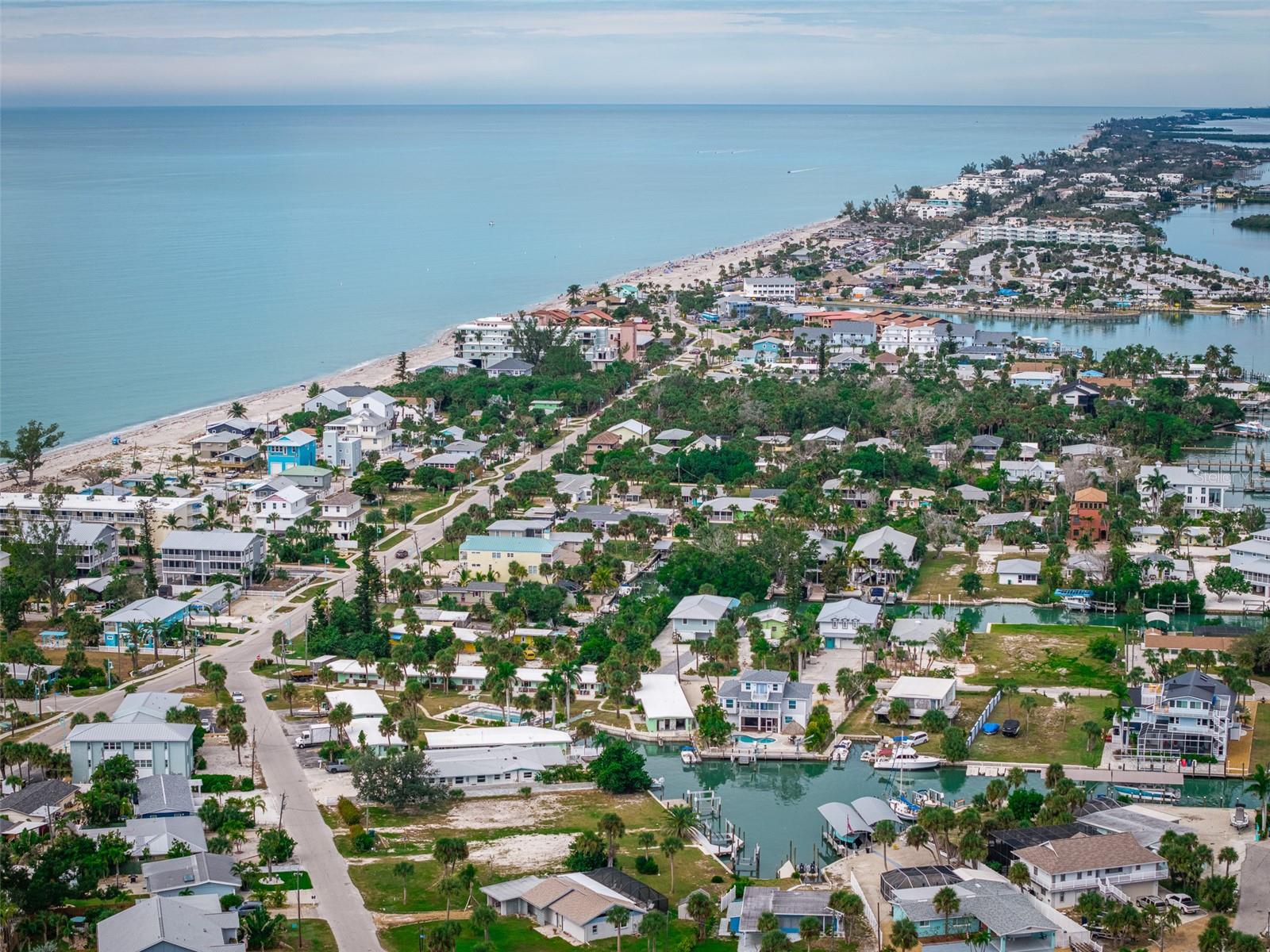 Image 36 of 36 For 1385 Gulf Boulevard 10