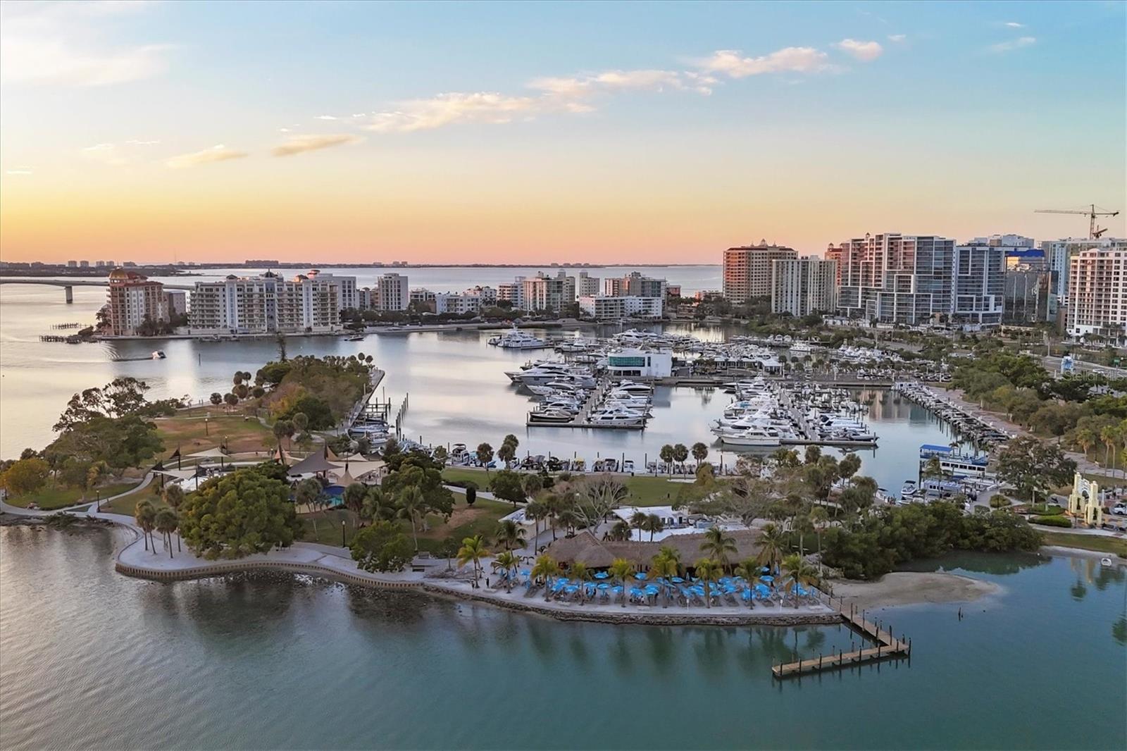 Image 30 of 57 For 340 Palm Avenue 32