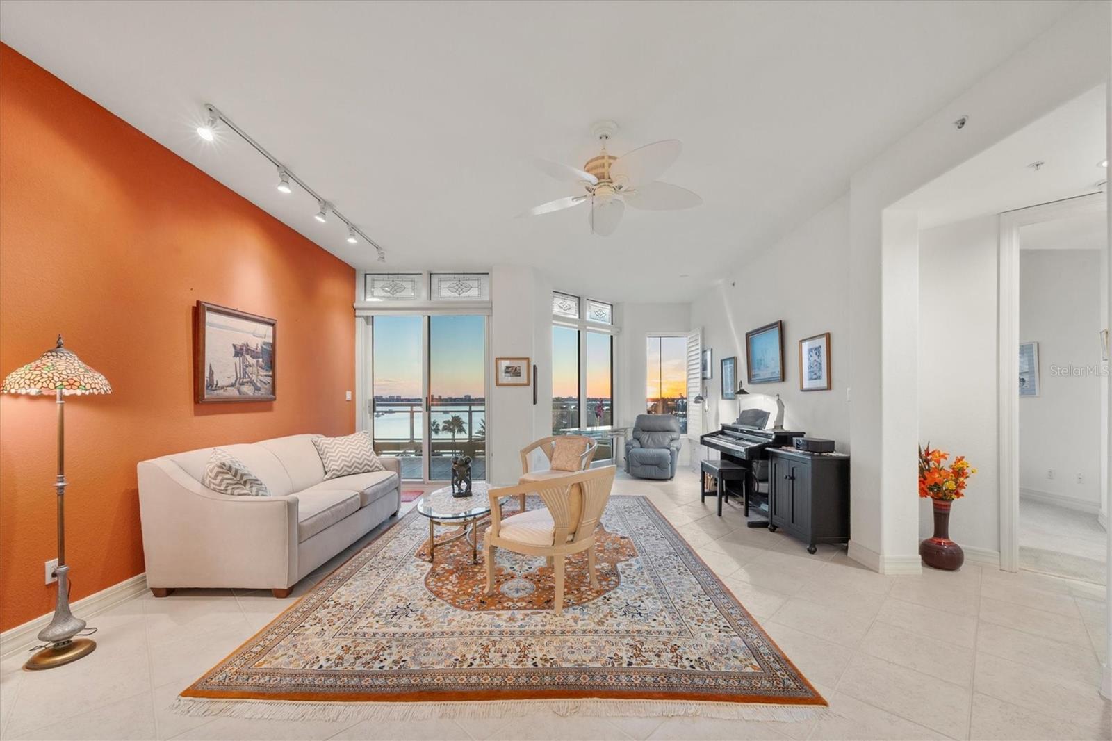 Image 4 of 57 For 340 Palm Avenue 32