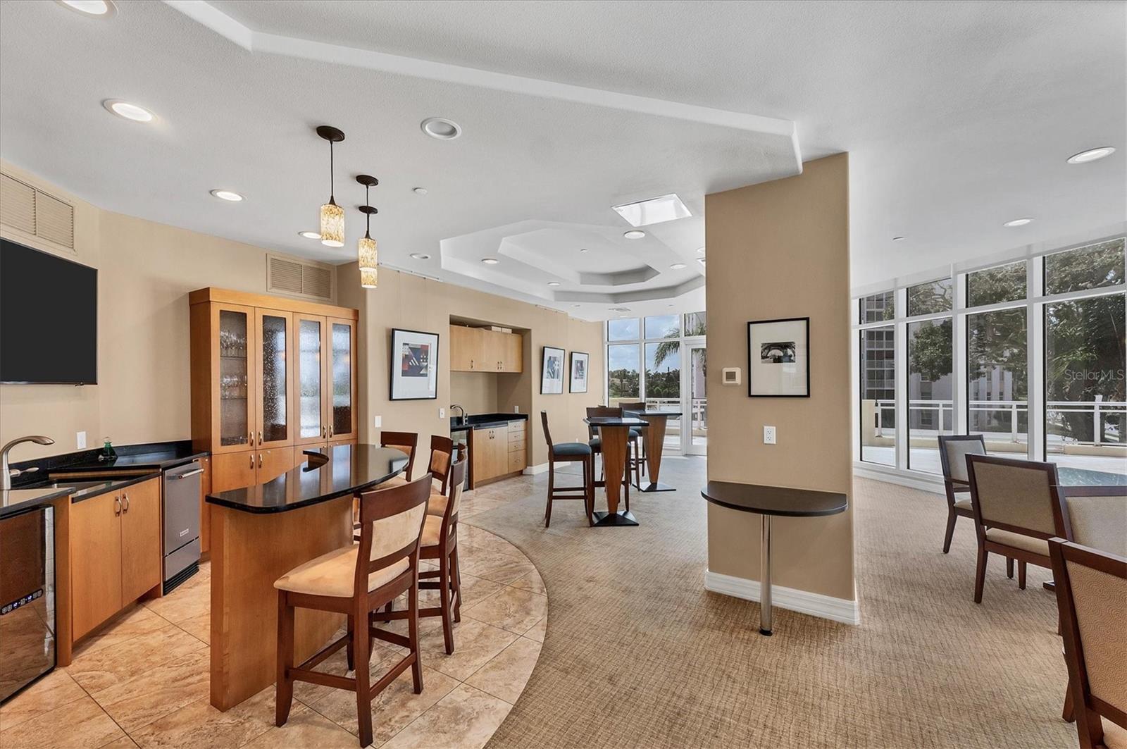 Image 40 of 57 For 340 Palm Avenue 32