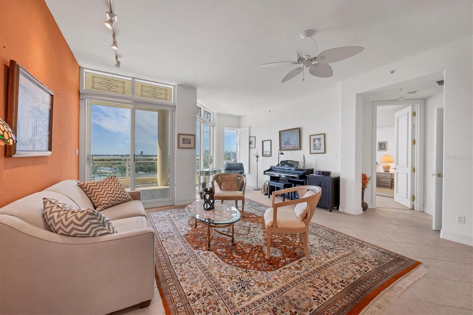 Image 6 of 57 For 340 Palm Avenue 32