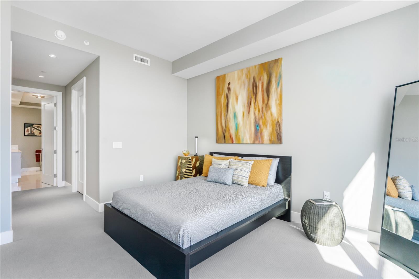 Image 12 of 42 For 111 Pineapple Avenue 905