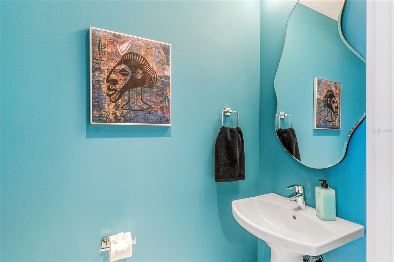 Image 19 of 42 For 111 Pineapple Avenue 905