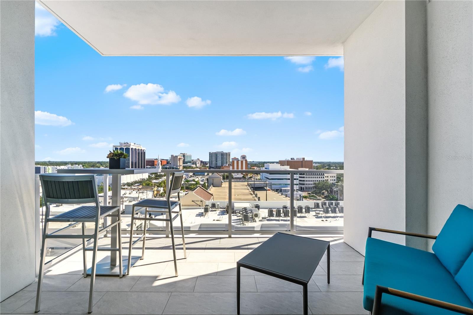 Image 21 of 42 For 111 Pineapple Avenue 905