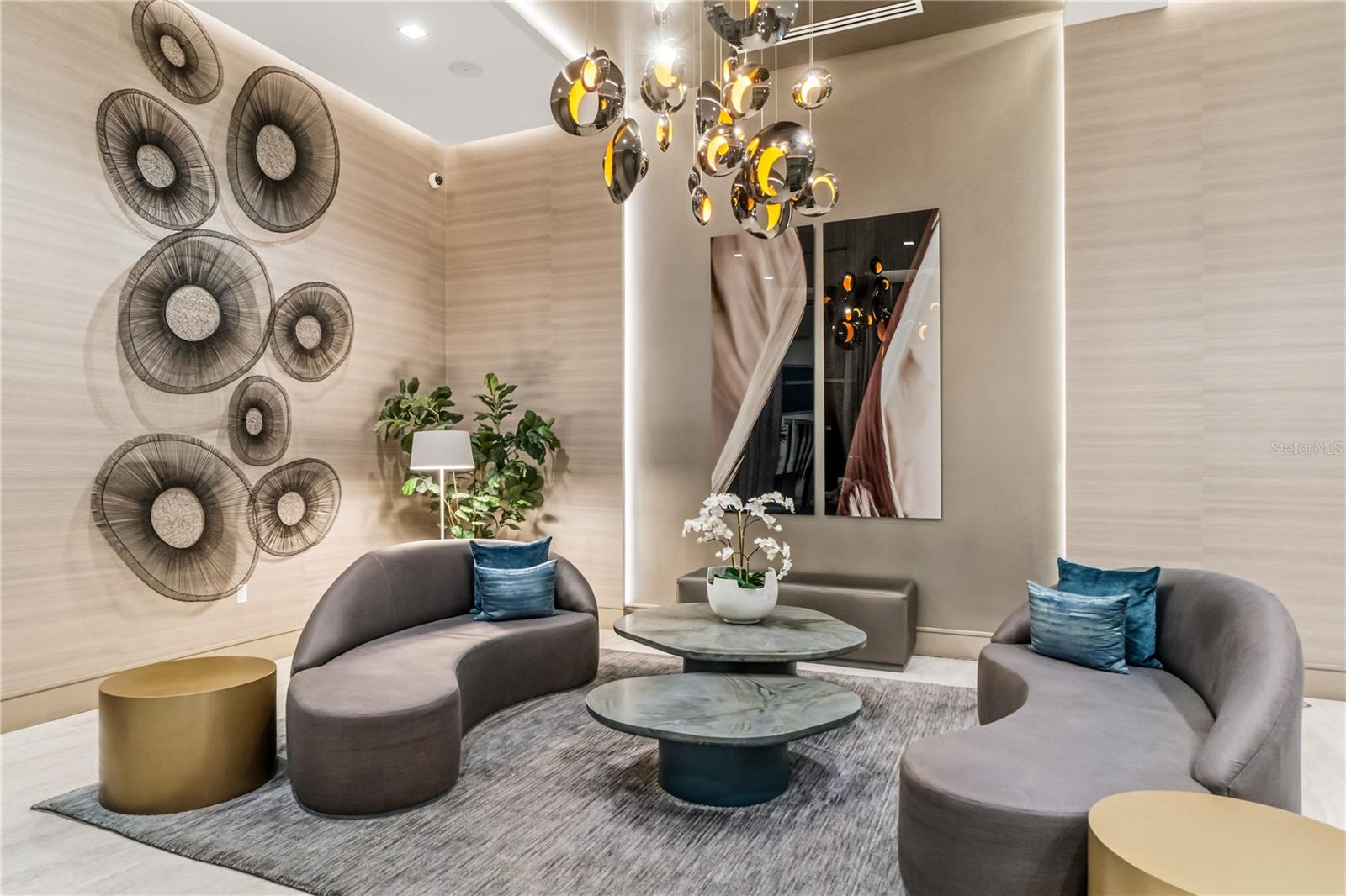 Image 25 of 42 For 111 Pineapple Avenue 905