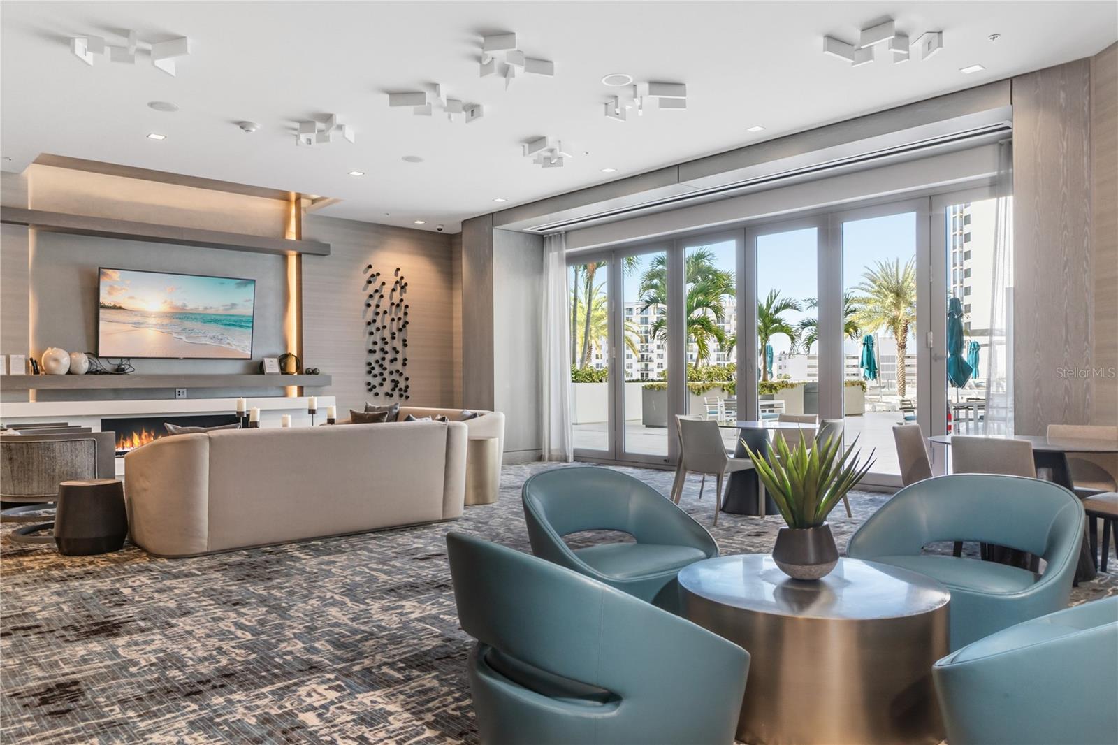 Image 28 of 42 For 111 Pineapple Avenue 905