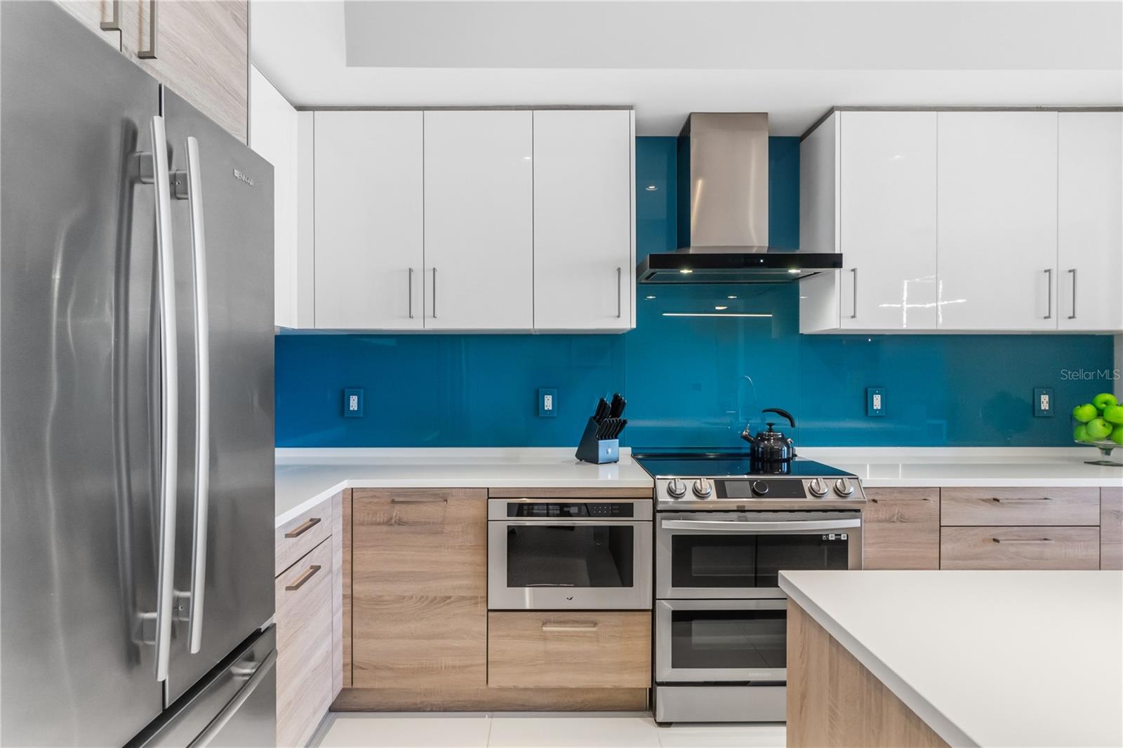 Image 3 of 42 For 111 Pineapple Avenue 905