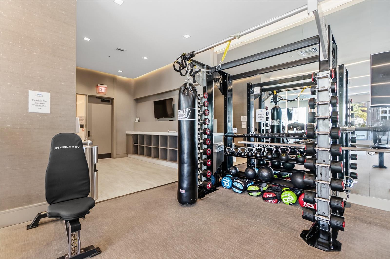 Image 32 of 42 For 111 Pineapple Avenue 905