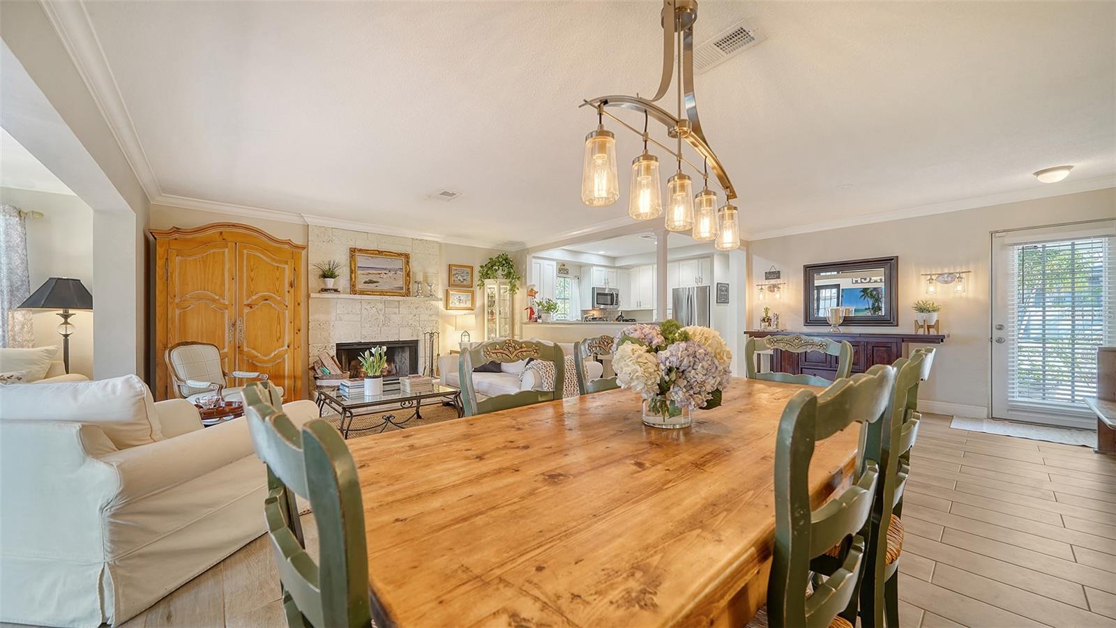 Image 11 of 44 For 3530 Flores Avenue