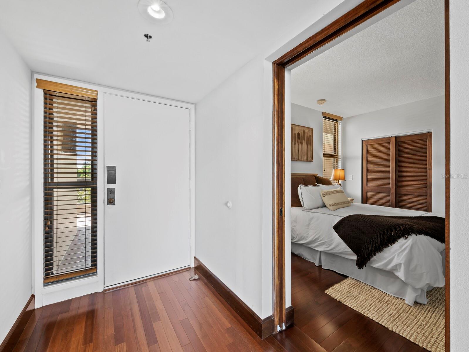 Image 20 of 55 For 1930 Harbourside Drive 136