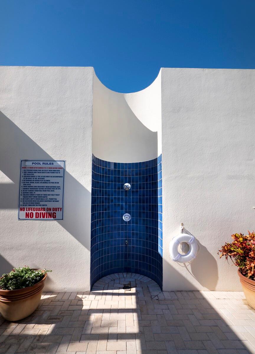 Image 33 of 55 For 1930 Harbourside Drive 136