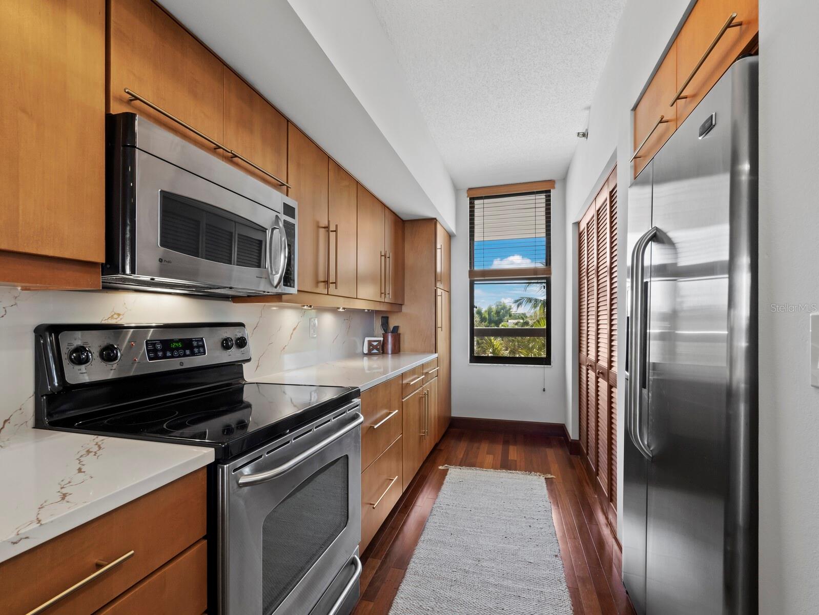 Image 4 of 55 For 1930 Harbourside Drive 136