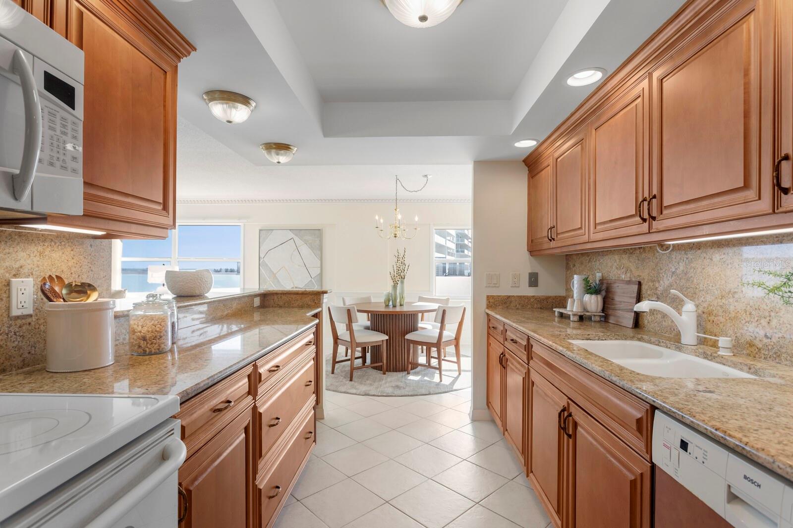 Image 14 of 36 For 1750 Benjamin Franklin Drive 9g