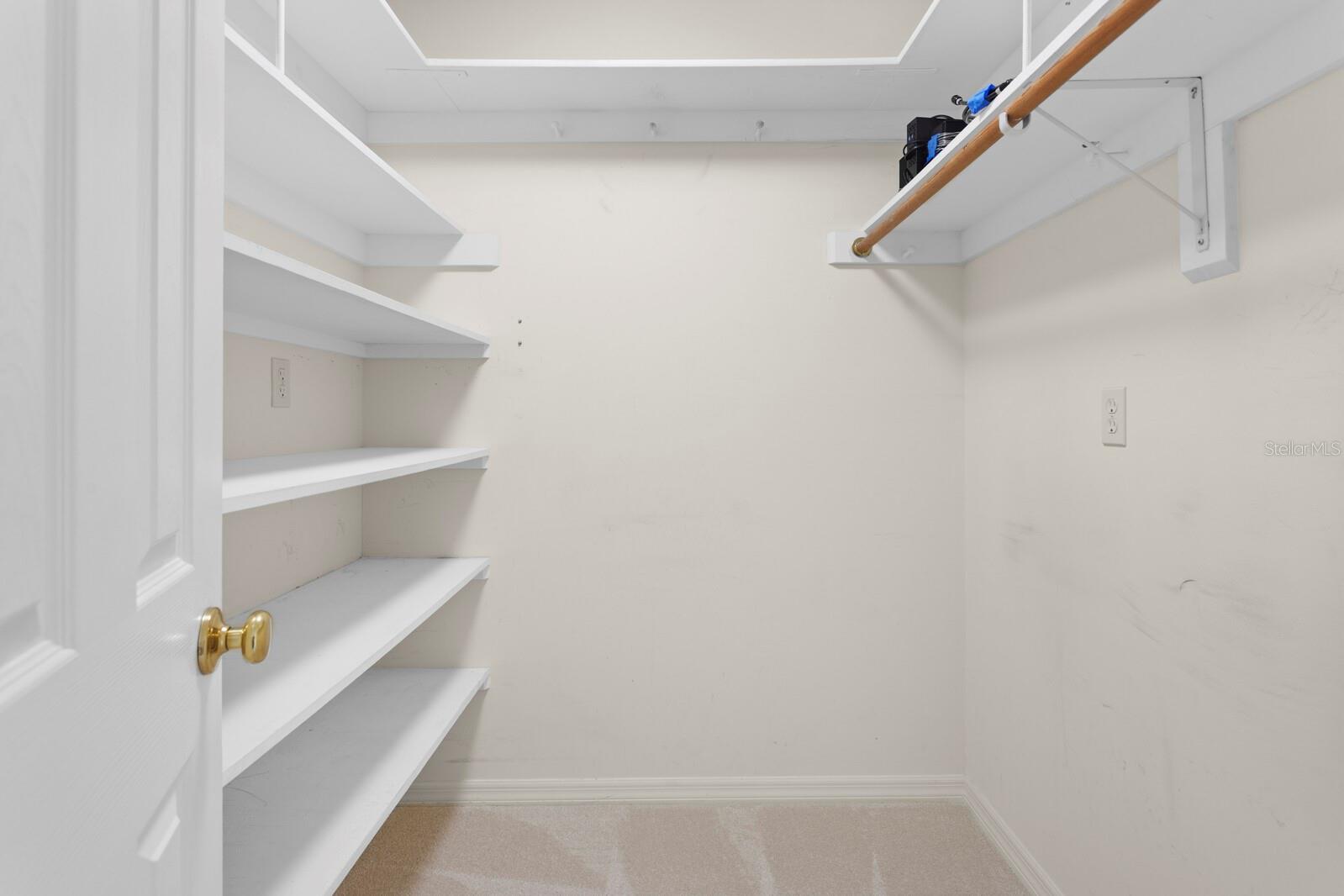 Image 24 of 36 For 1750 Benjamin Franklin Drive 9g