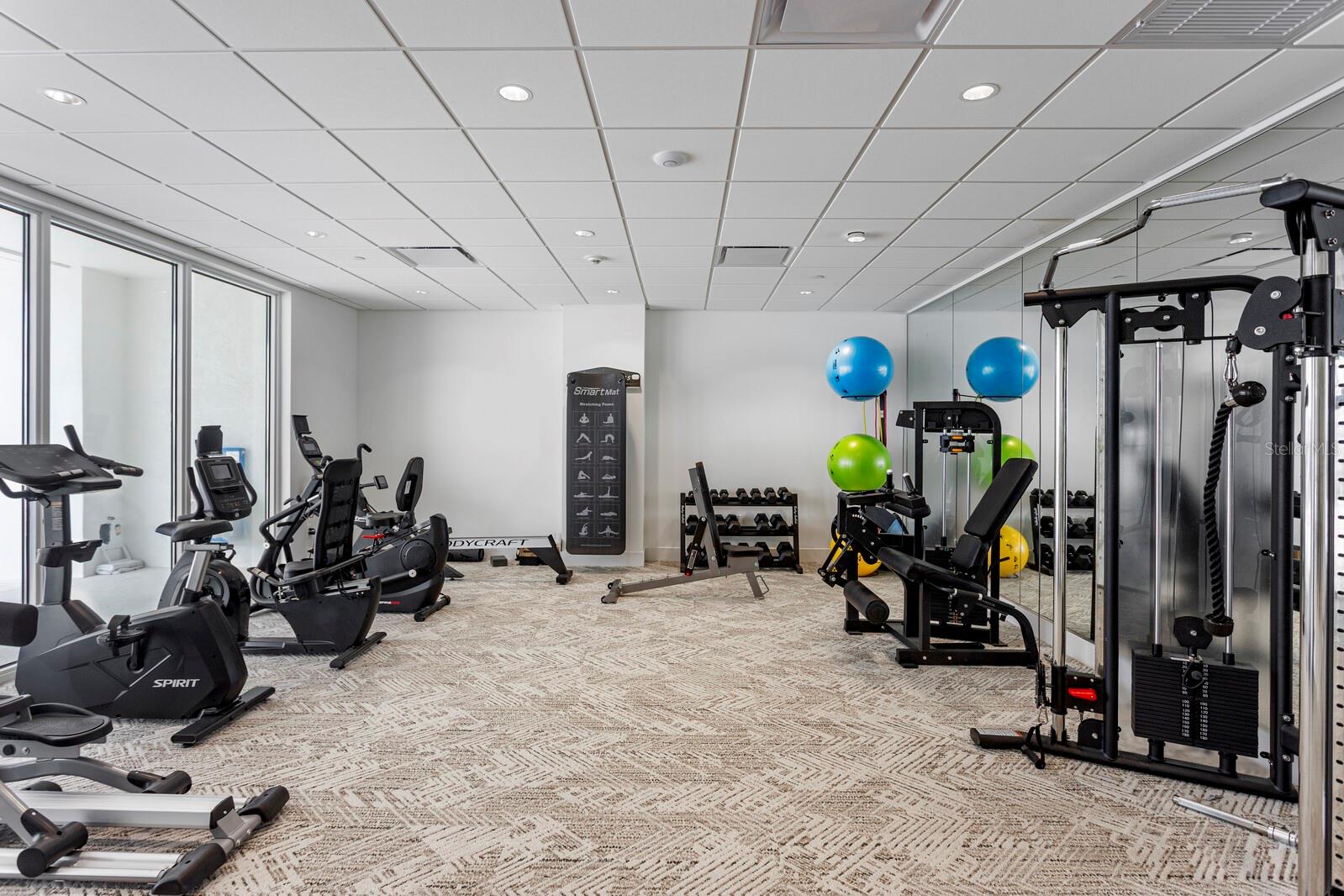 Image 34 of 36 For 1750 Benjamin Franklin Drive 9g