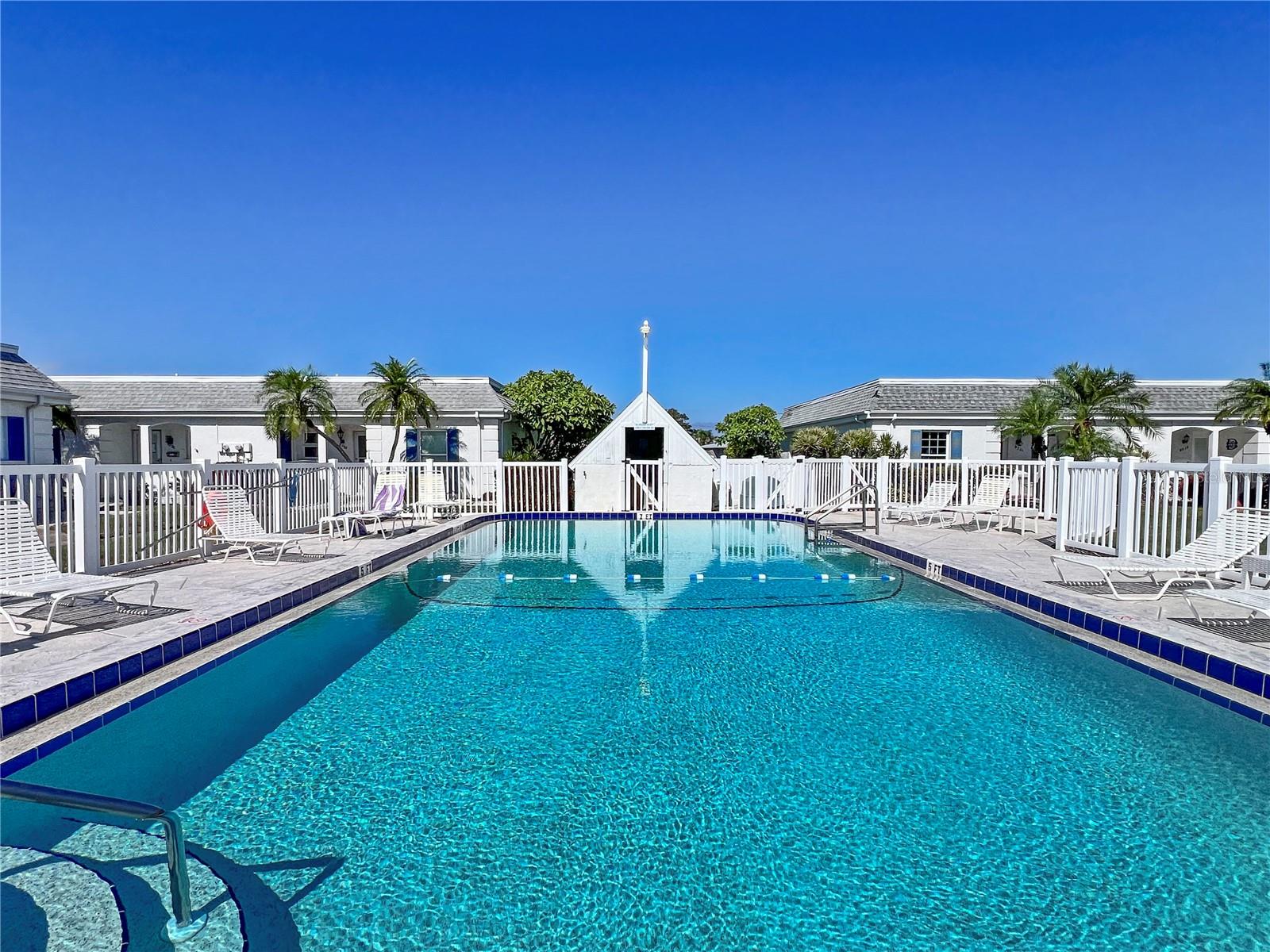 Image 32 of 49 For 9811 Hernando Court