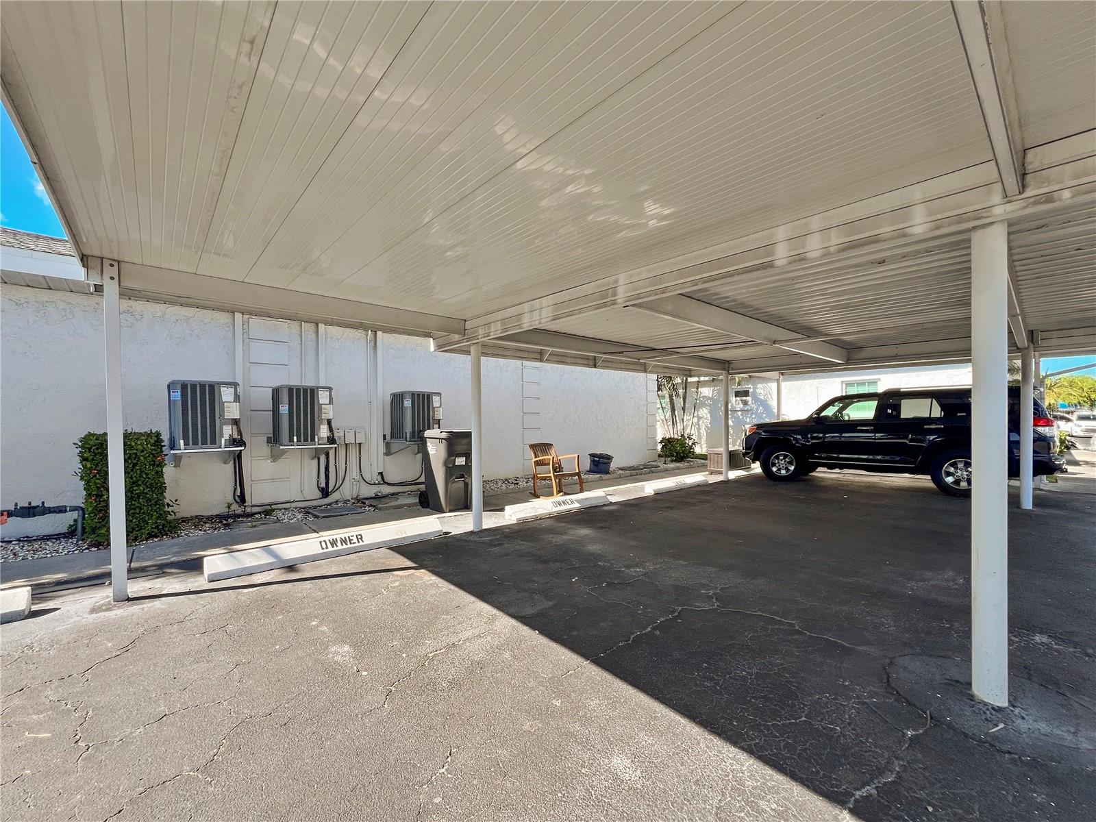 Image 42 of 49 For 9811 Hernando Court