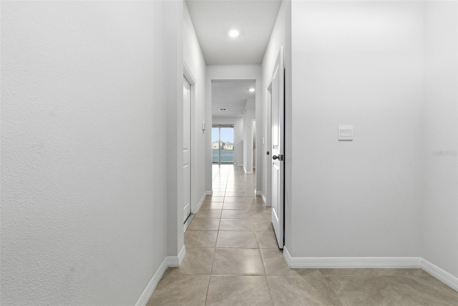 Image 7 of 72 For 17653 Crescent Moon Loop