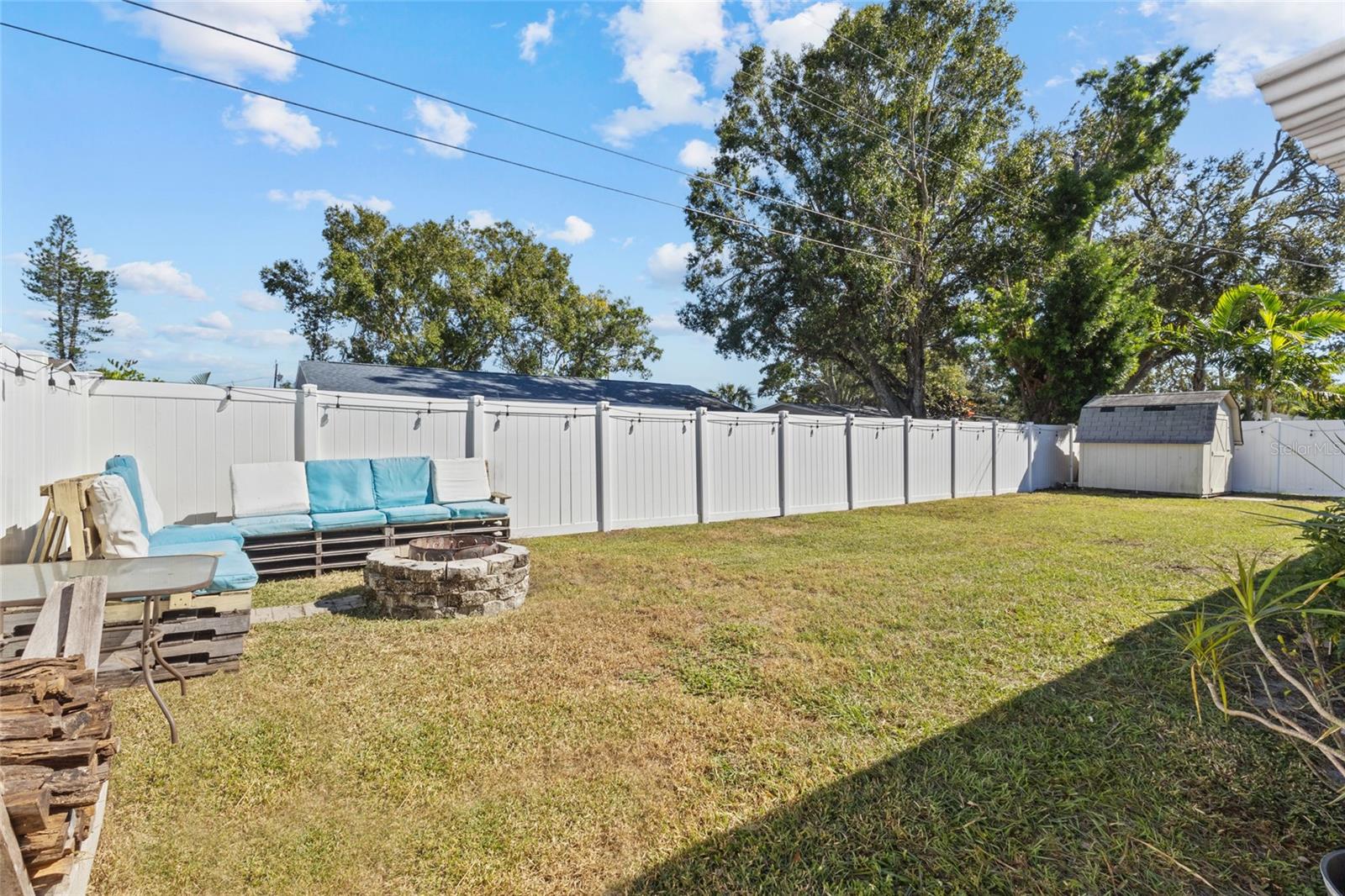 Image 26 of 34 For 3103 Norwich Drive W