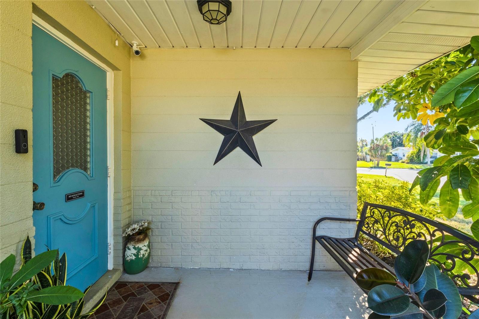 Image 32 of 34 For 3103 Norwich Drive W