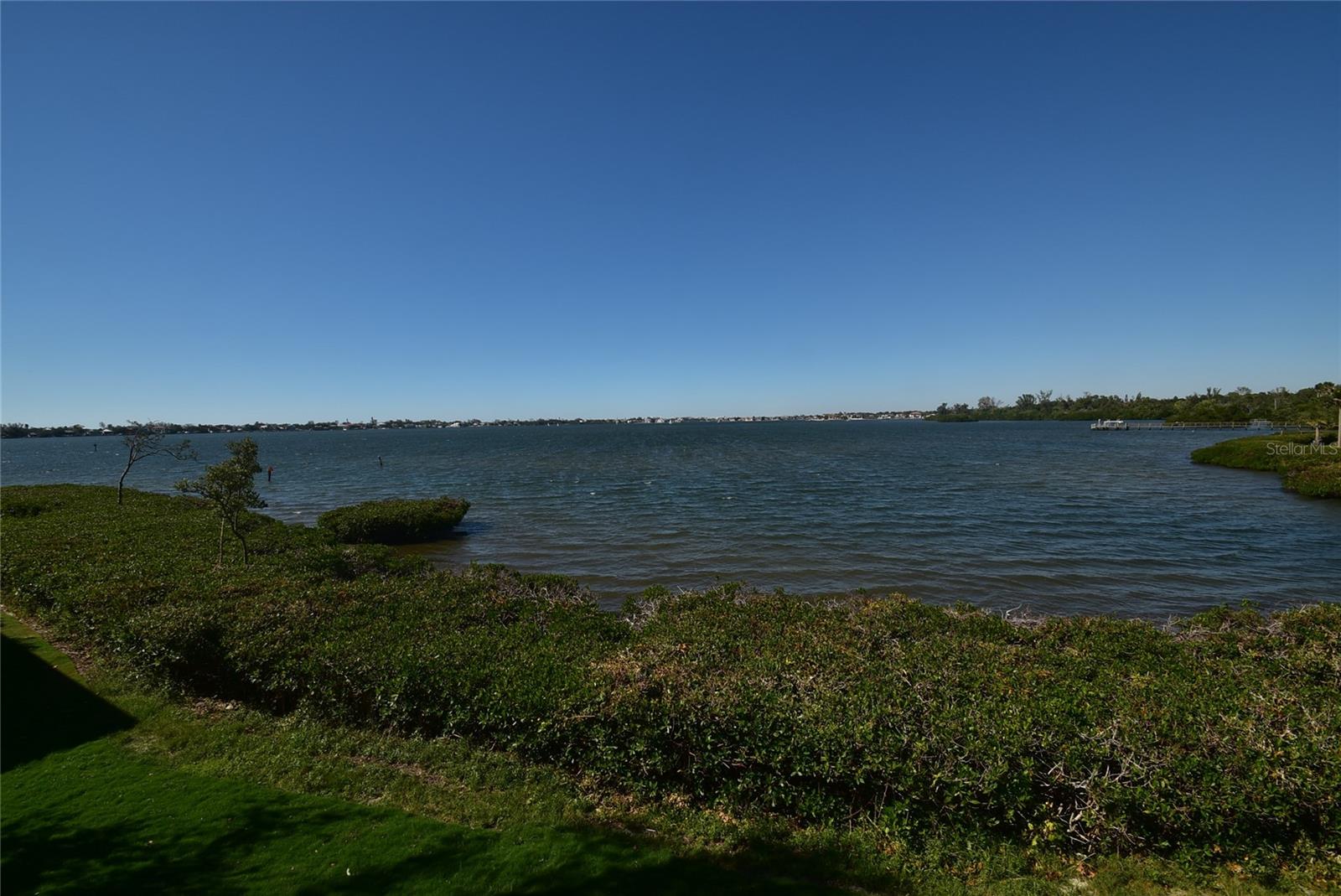 Image 5 of 41 For 1511 Pelican Point Drive 278