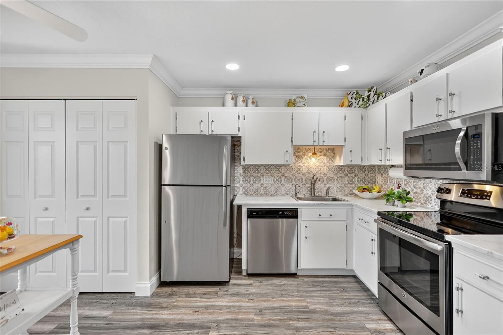 Image 15 of 48 For 4207 34th Avenue Drive W 4207