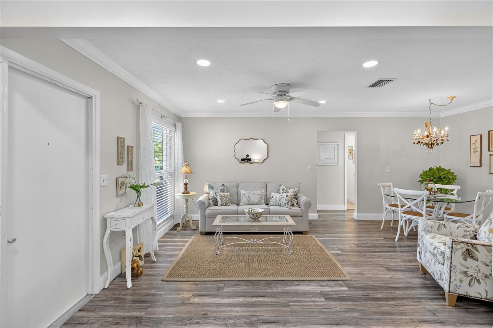 Image 7 of 48 For 4207 34th Avenue Drive W 4207