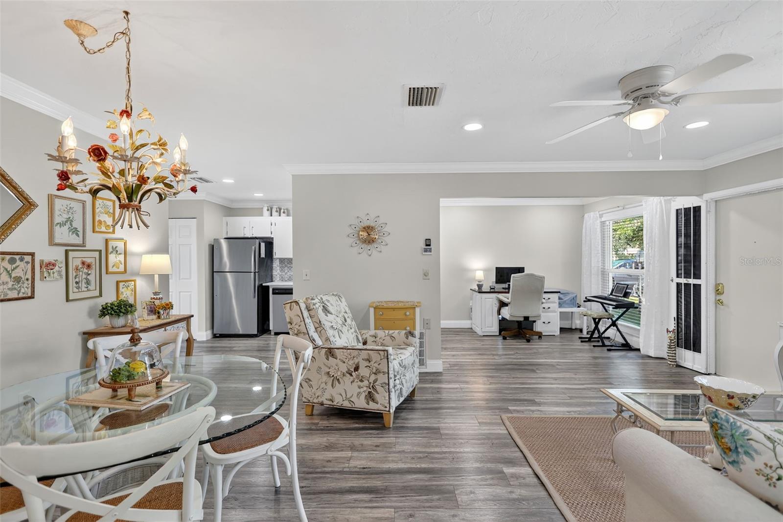 Image 8 of 48 For 4207 34th Avenue Drive W 4207