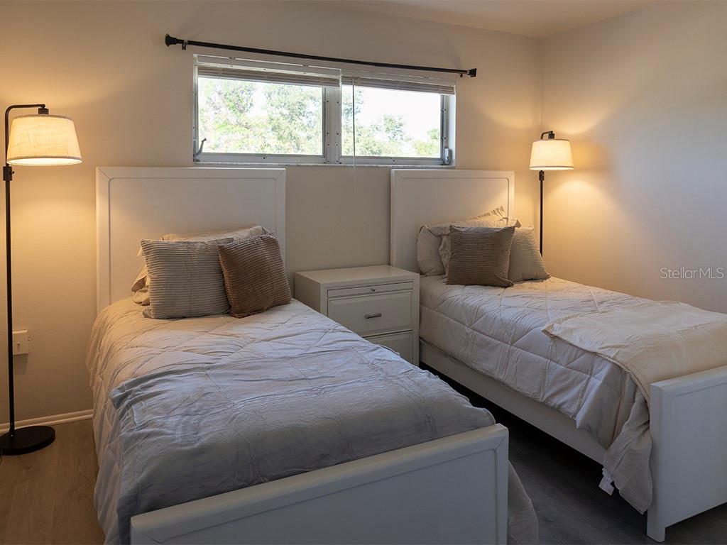 Image 15 of 24 For 400 Base Avenue E 229