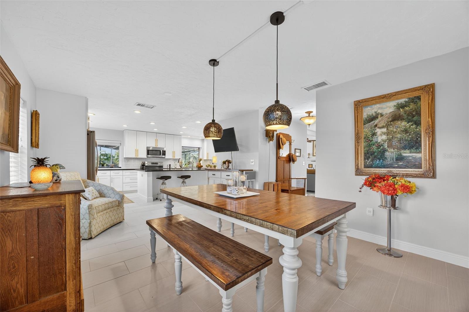 Image 11 of 60 For 6570 Old Ranch Road