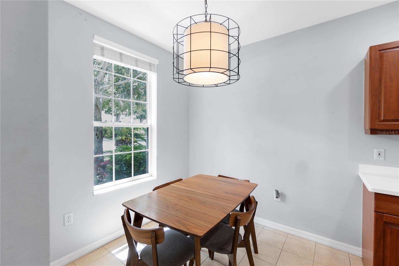 Image 10 of 40 For 5617 Whitehead Street