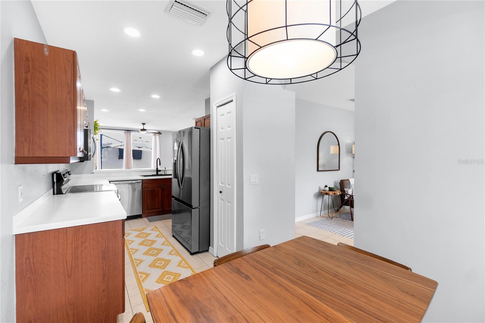 Image 13 of 40 For 5617 Whitehead Street