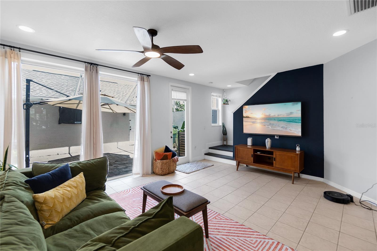 Image 14 of 40 For 5617 Whitehead Street