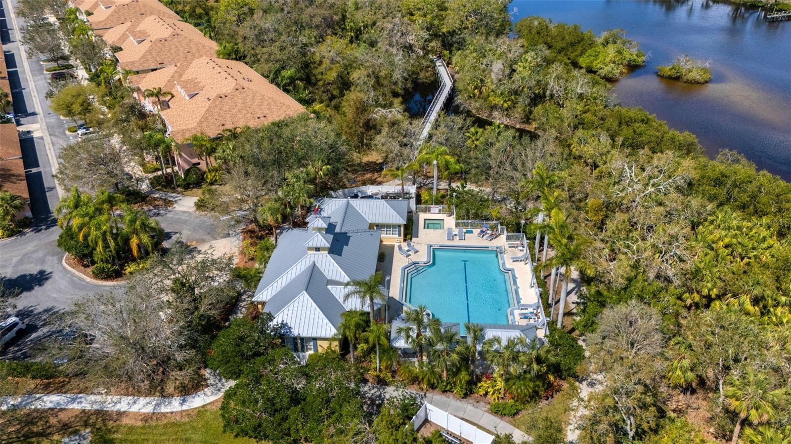 Image 34 of 40 For 5617 Whitehead Street