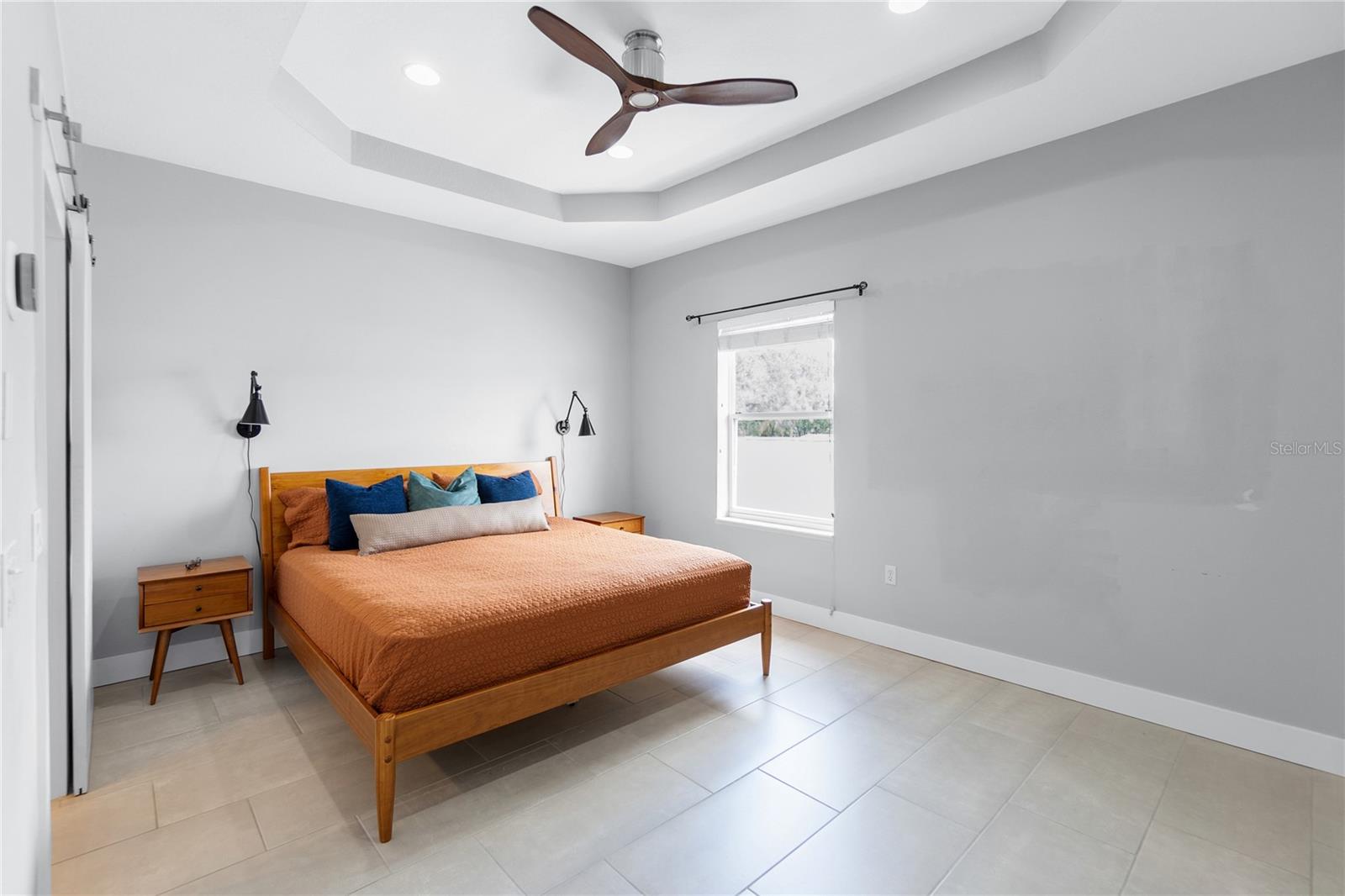 Image 4 of 40 For 5617 Whitehead Street