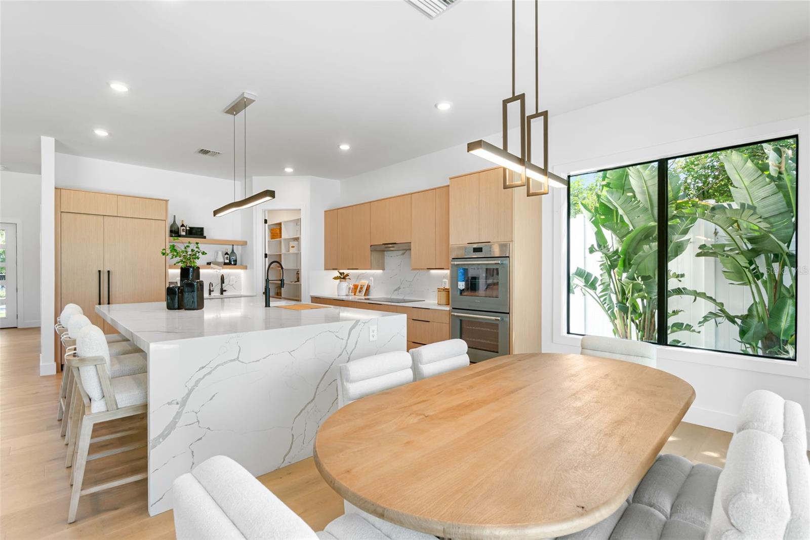 Image 19 of 47 For 2232 Grove Street