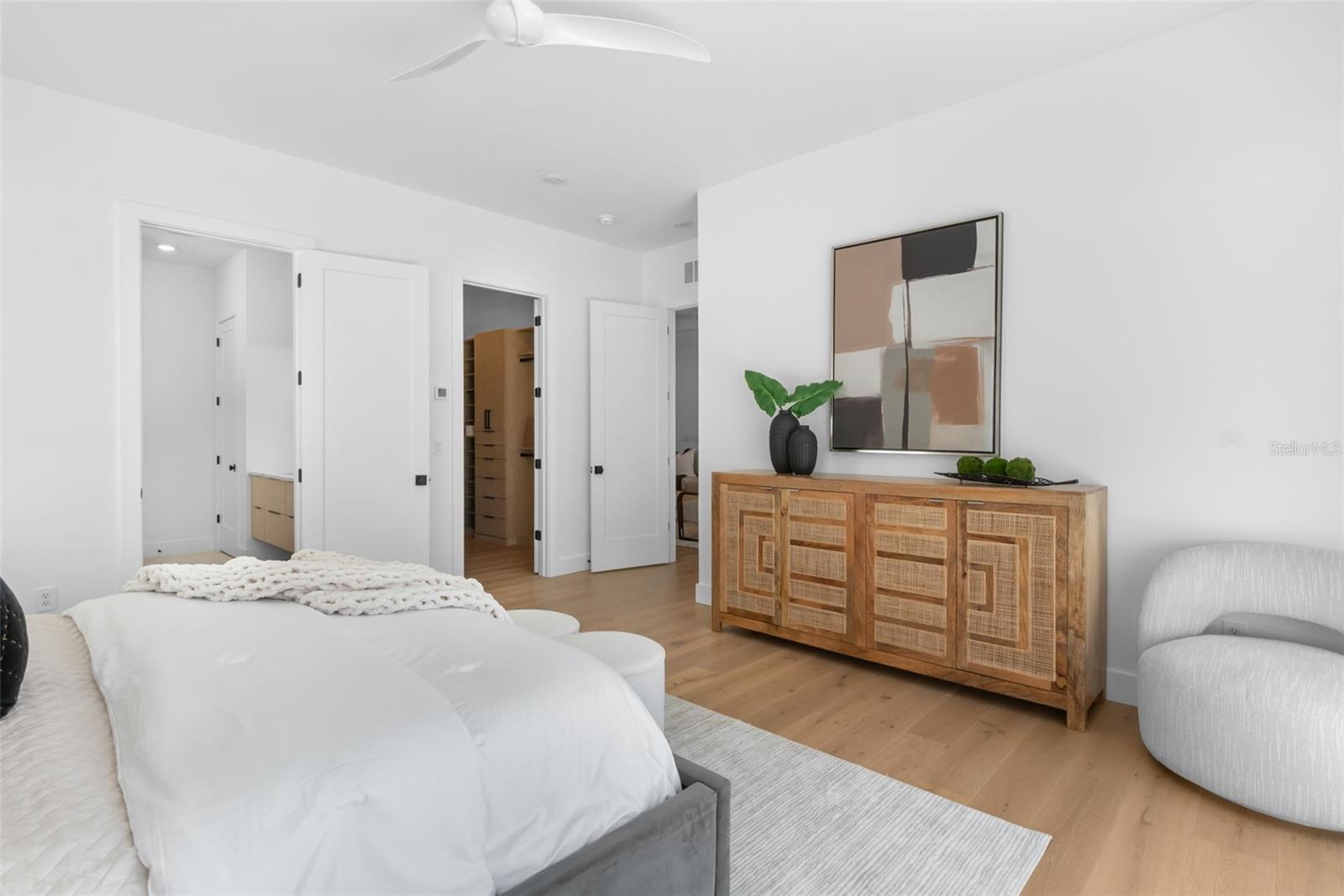 Image 24 of 47 For 2232 Grove Street