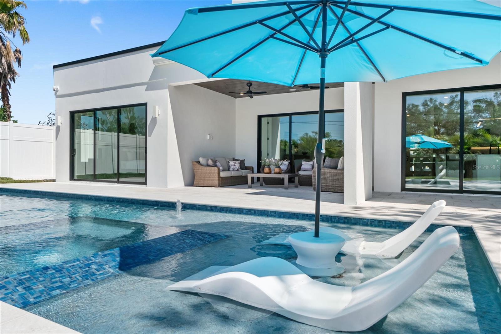 Image 32 of 47 For 2232 Grove Street