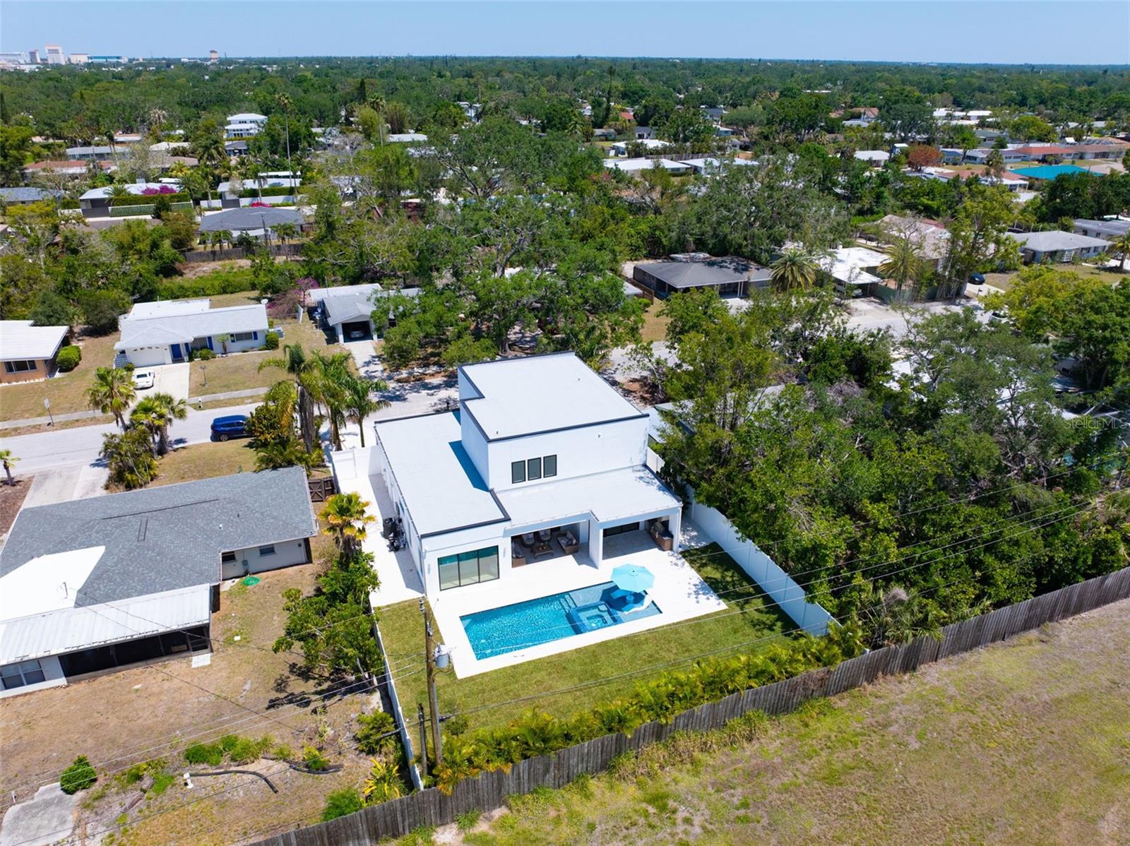 Image 41 of 47 For 2232 Grove Street