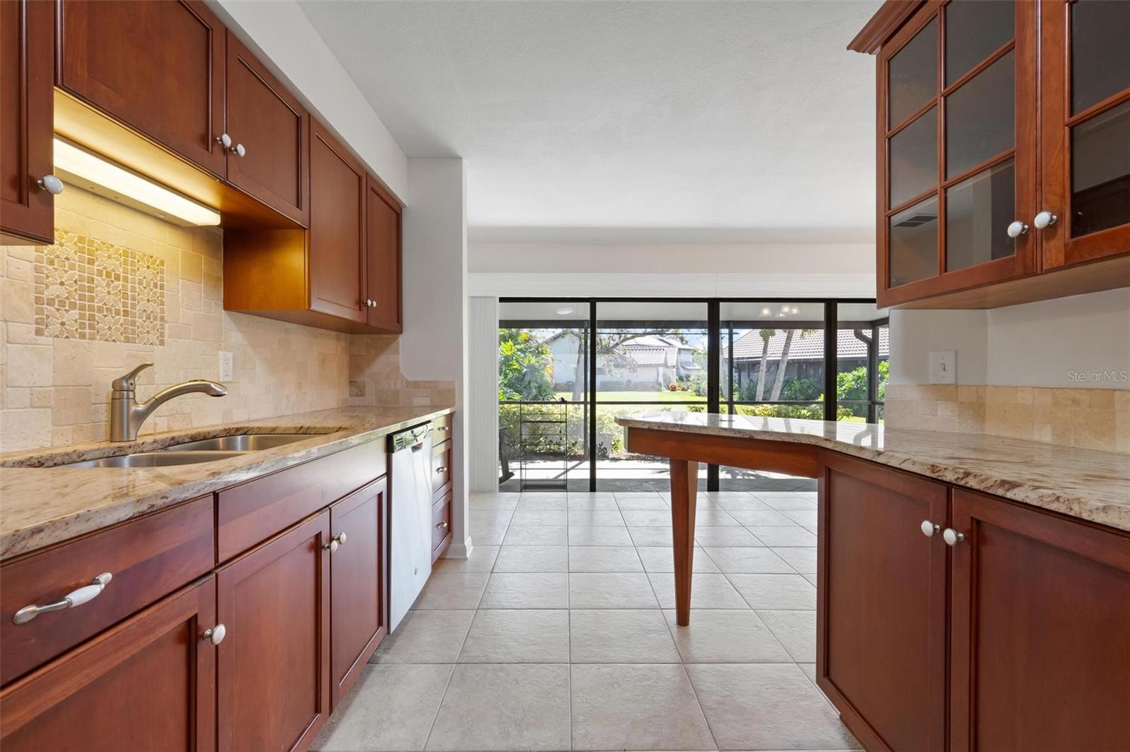 Image 13 of 51 For 65 Inlets Boulevard 65