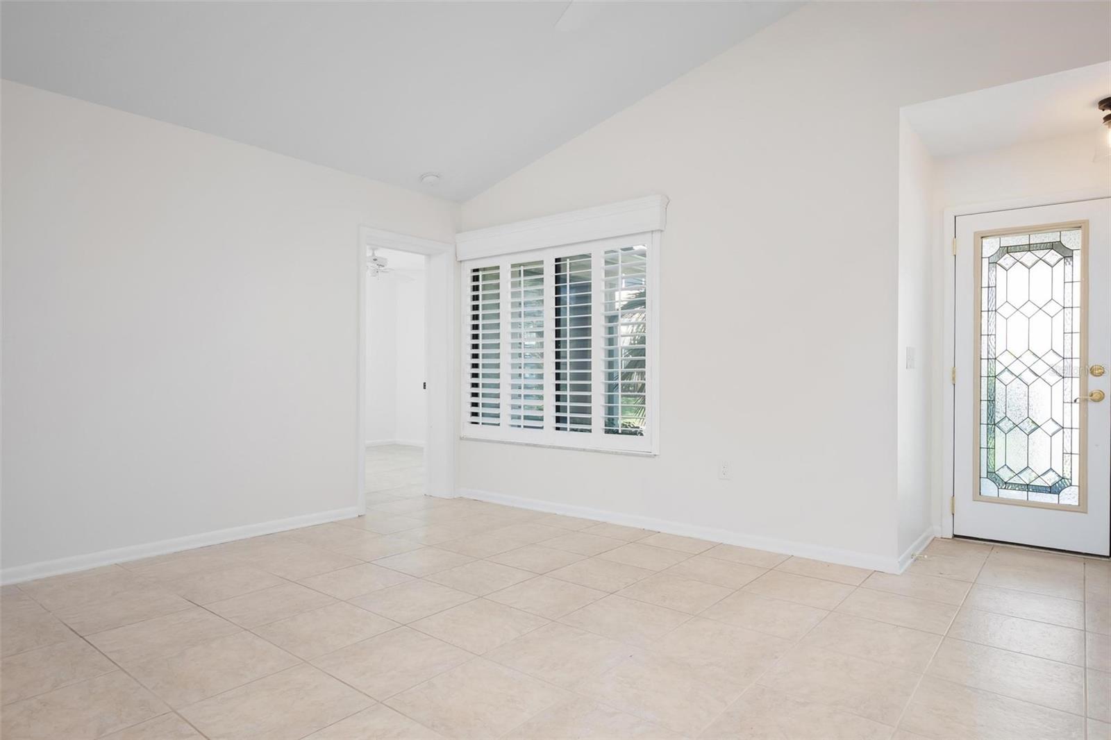 Image 23 of 51 For 65 Inlets Boulevard 65