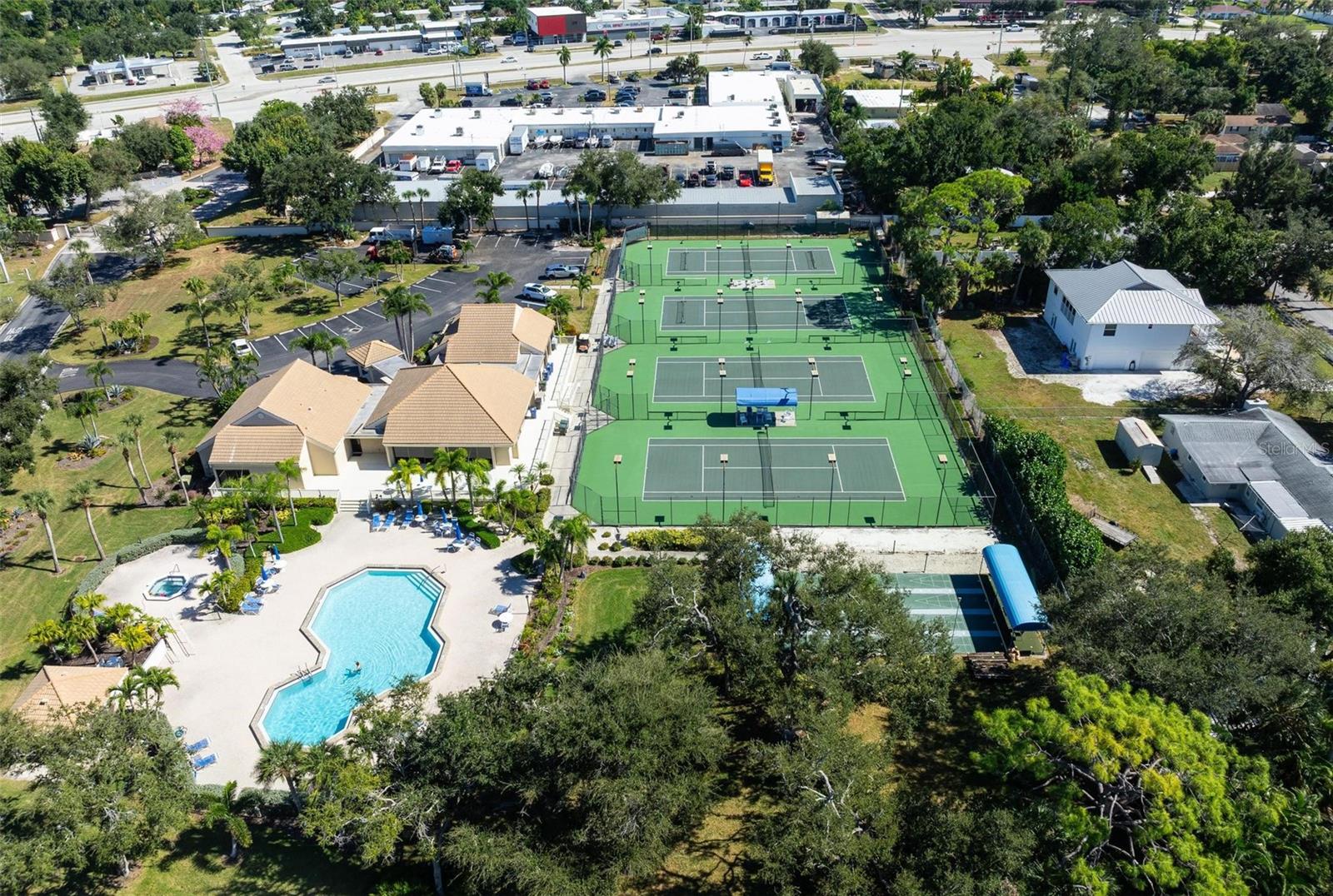 Image 48 of 51 For 65 Inlets Boulevard 65