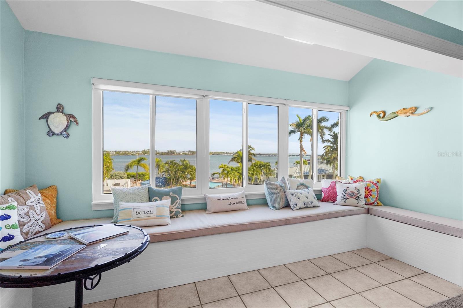 Image 39 of 73 For 1007 Gulf Drive N 213