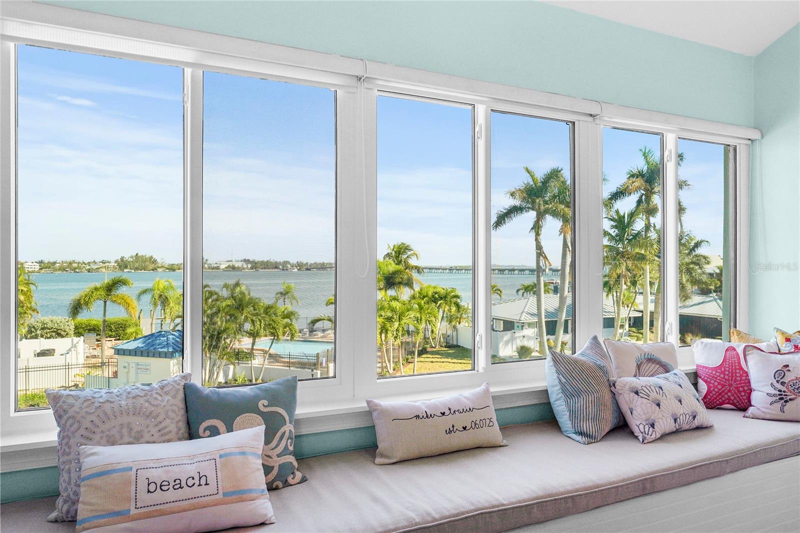 Image 40 of 73 For 1007 Gulf Drive N 213