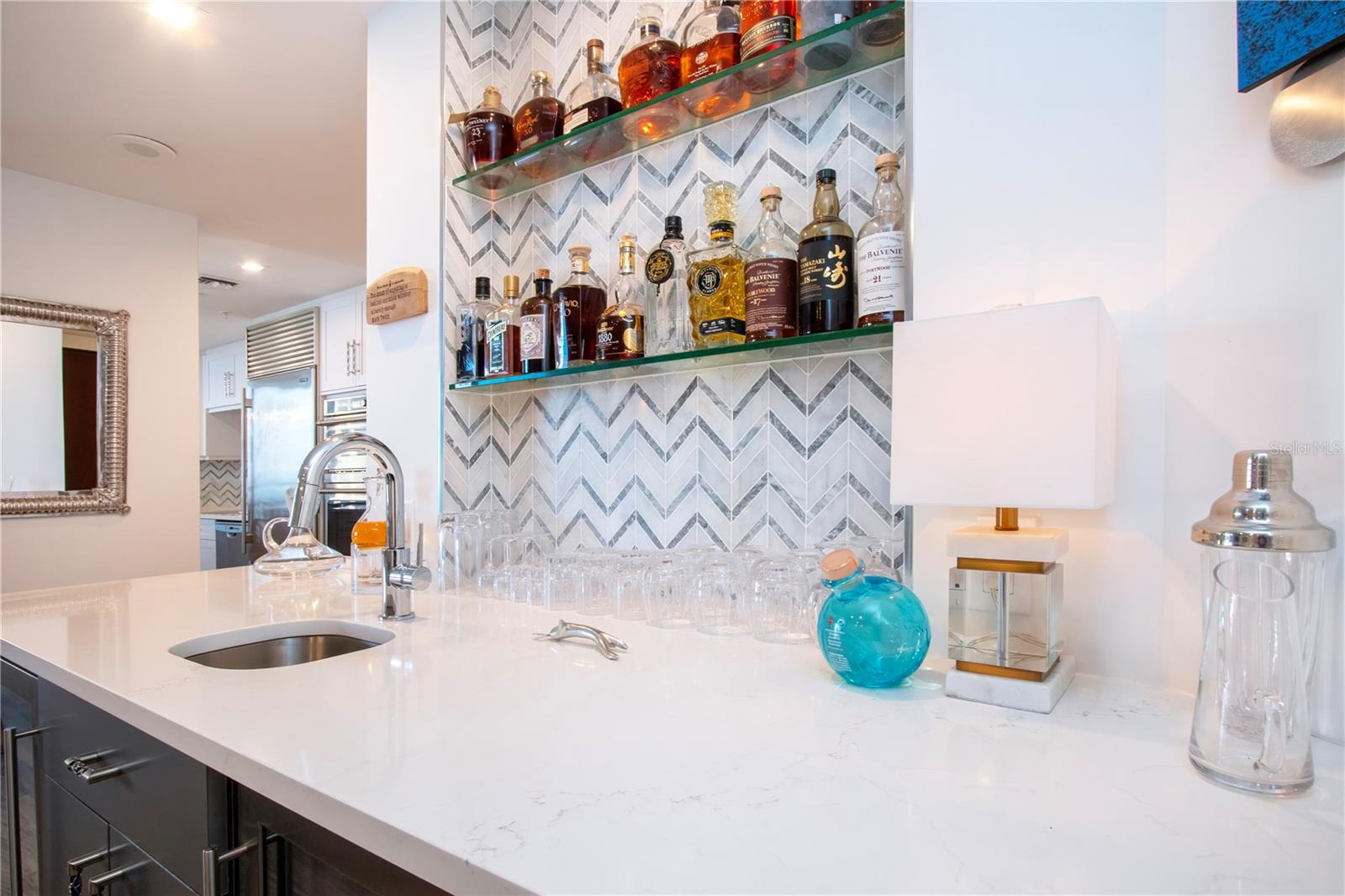 Image 17 of 73 For 1211 Gulf Of Mexico Drive 505