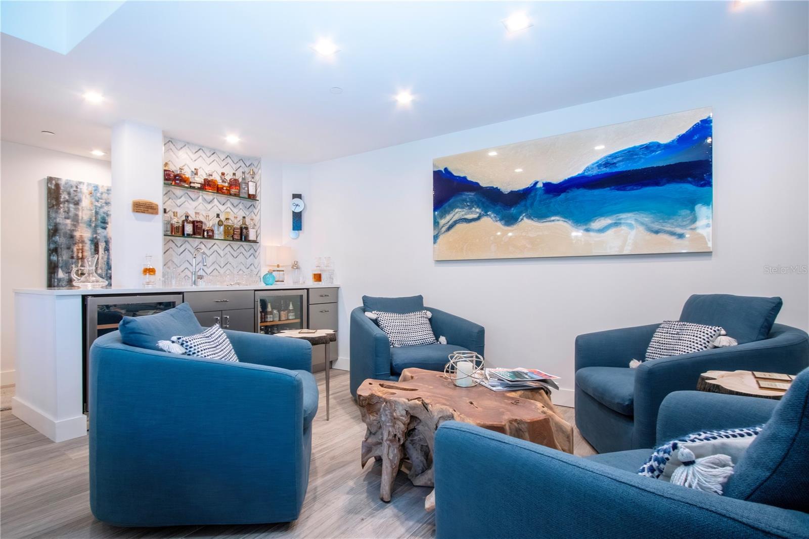 Image 18 of 73 For 1211 Gulf Of Mexico Drive 505