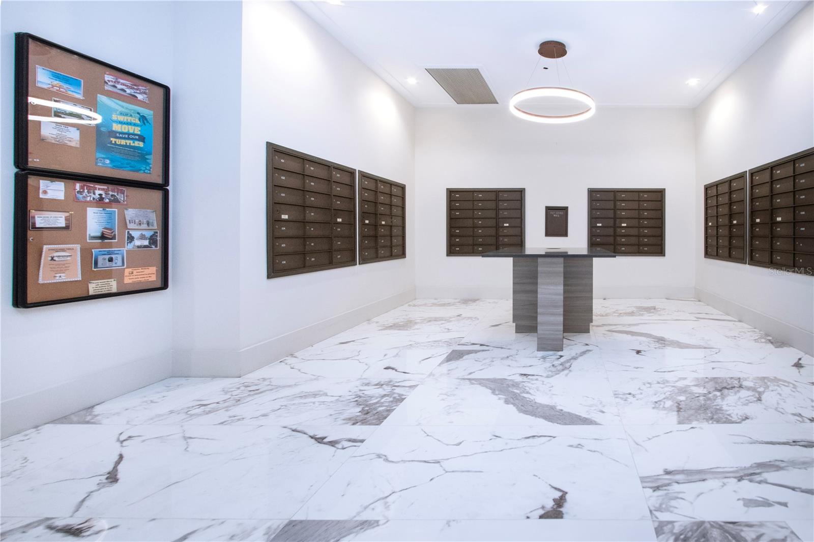 Image 55 of 73 For 1211 Gulf Of Mexico Drive 505