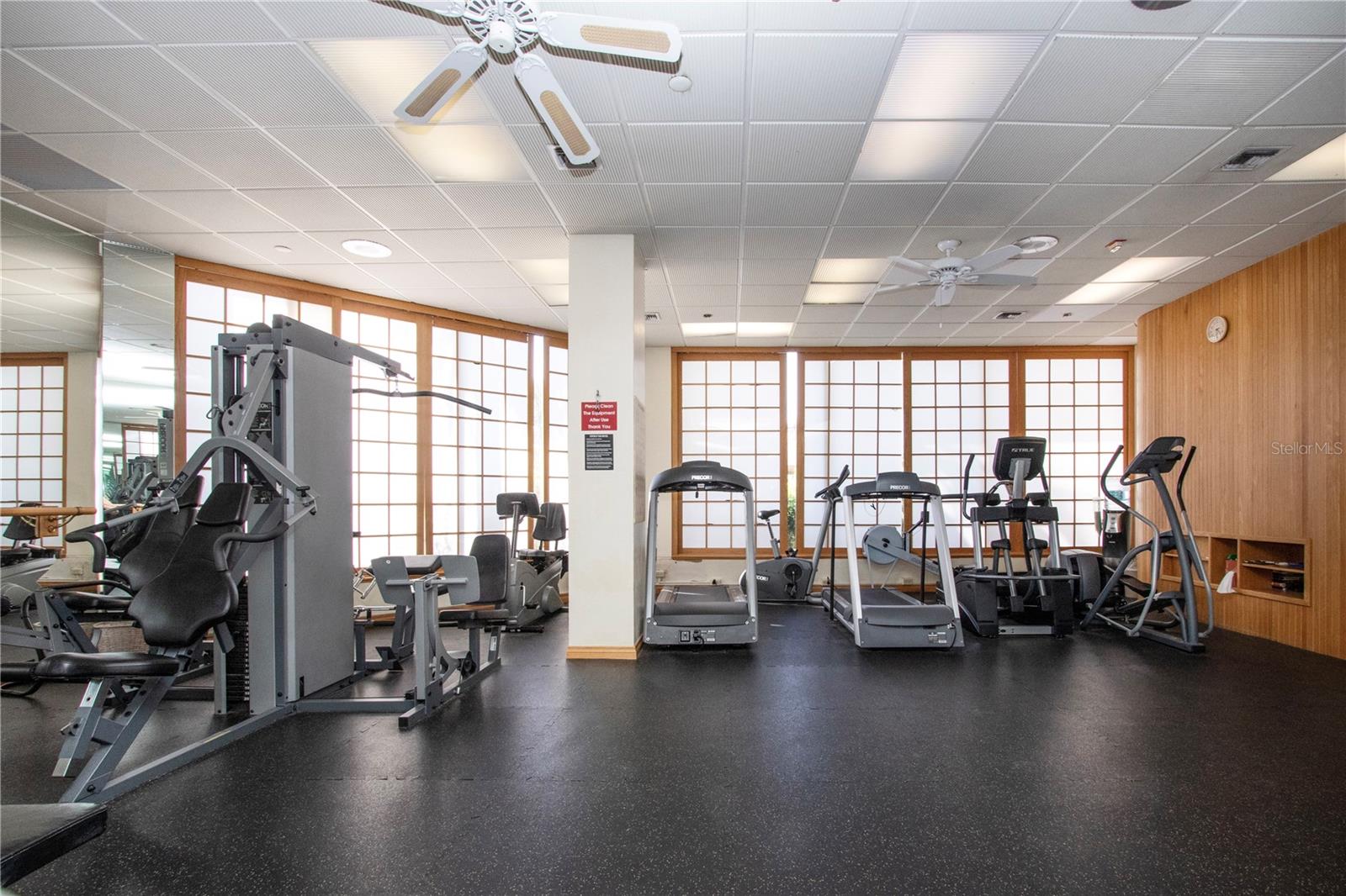 Image 59 of 73 For 1211 Gulf Of Mexico Drive 505