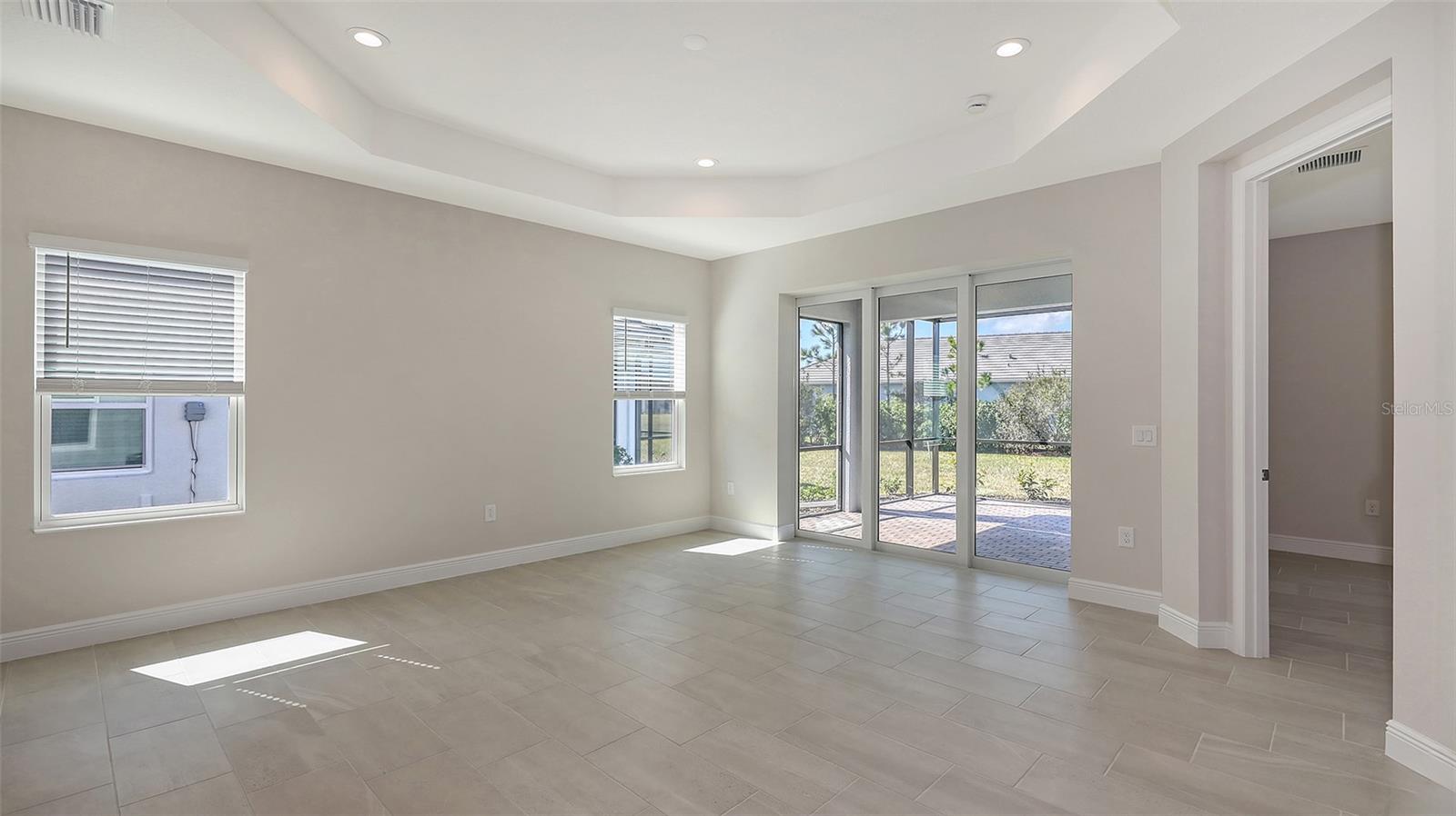 Image 24 of 32 For 18131 Franklin Park Court